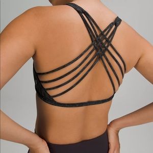 NWT Lululemon Free to Be Wild Light Support Bra